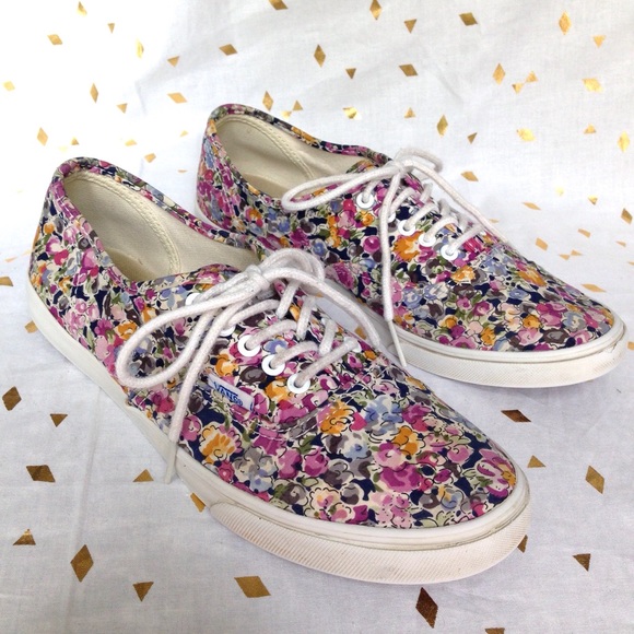 vans vintage floral slip on